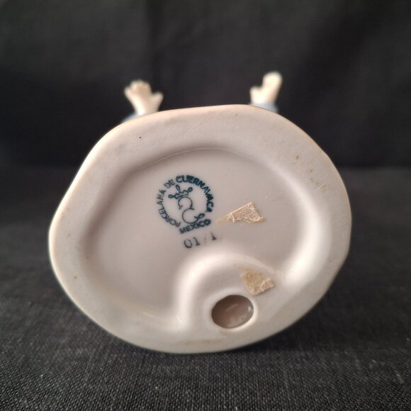 Vintage Ceramic Angel Figurine Porcelana de Cuernavaca Mexico - Picture 7 of 7